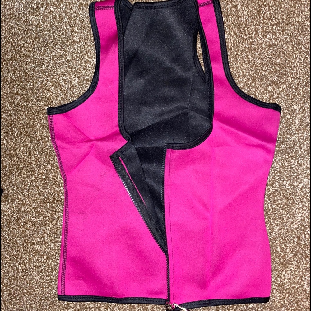 Bundle of 2 waist trainers